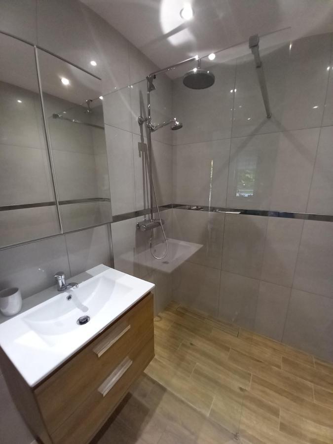 Apartament Przy Obozie ออชเวียนชิม ภายนอก รูปภาพ